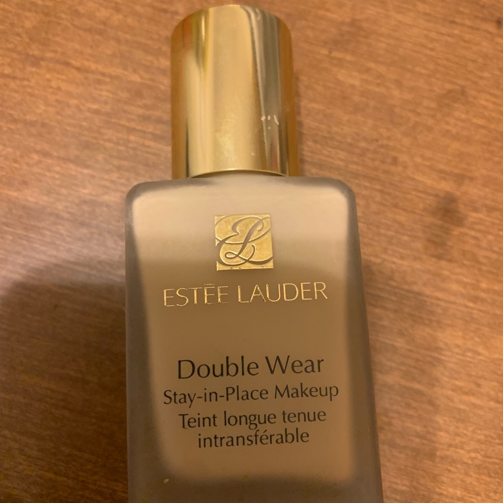 Estée Lauder Double Wear 1W1 Bone